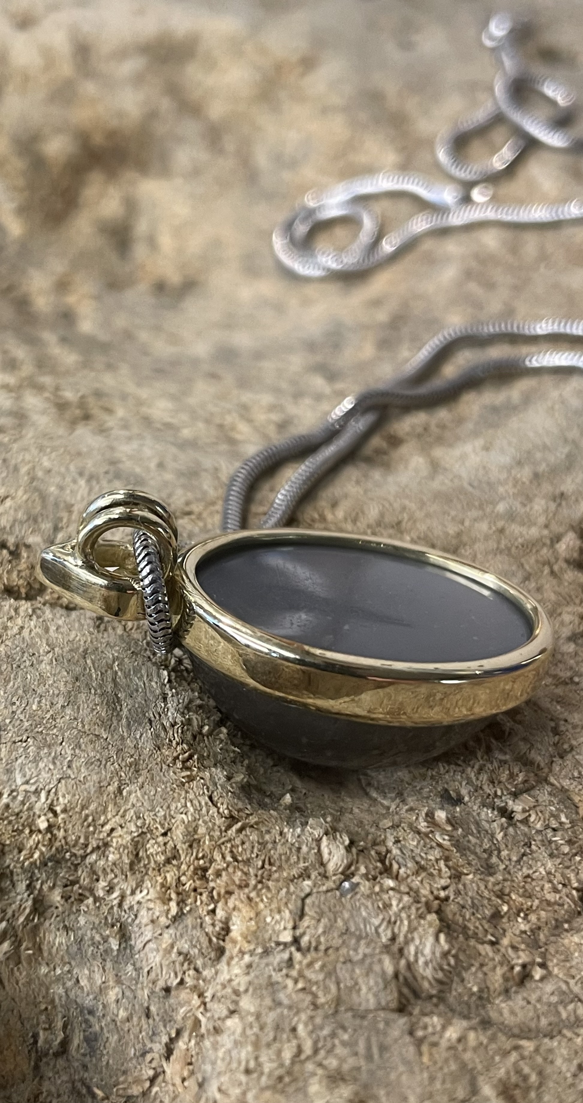 Kette & Anhänger Mondstein 