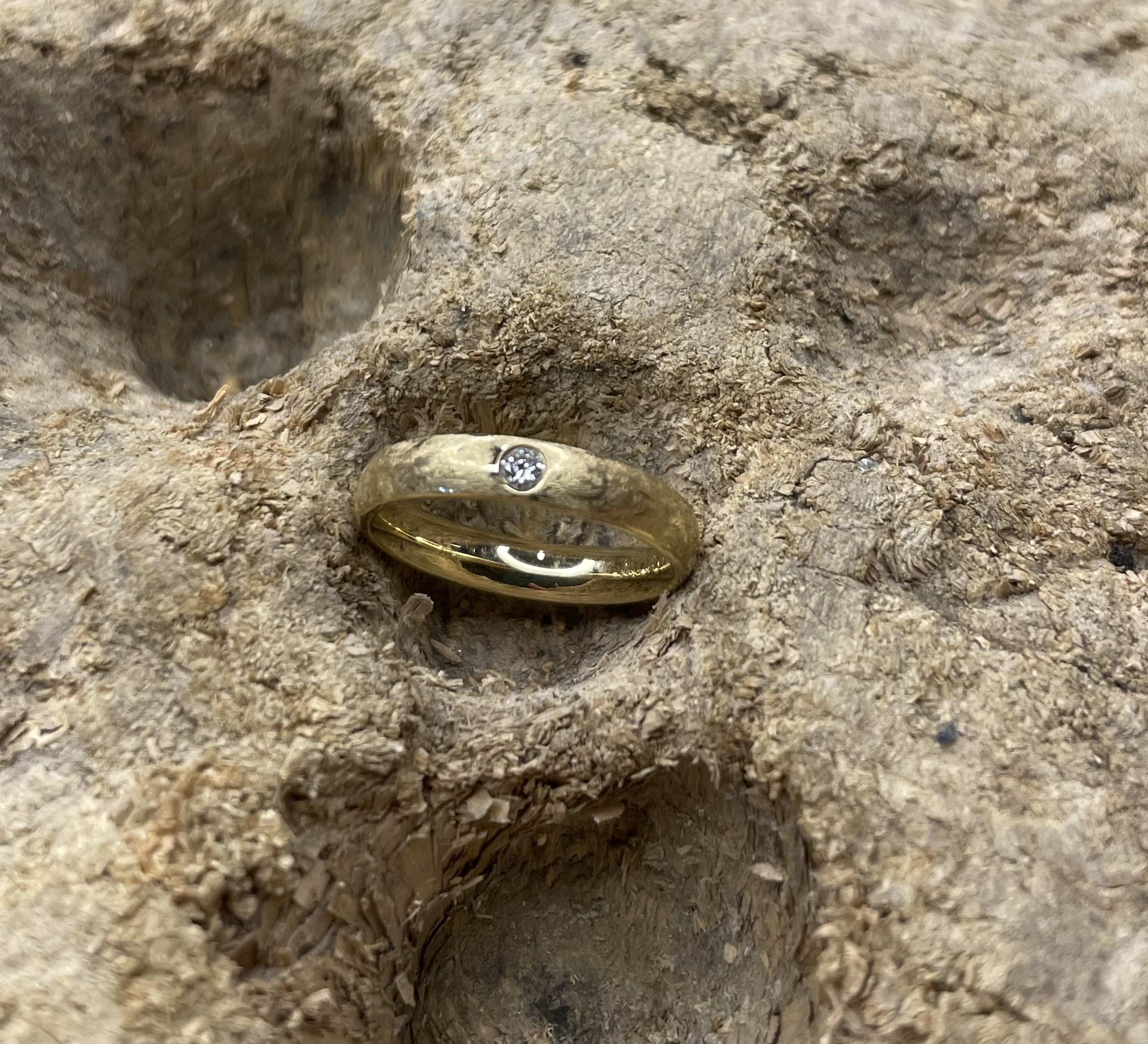 Ring mit Brillant 585/-