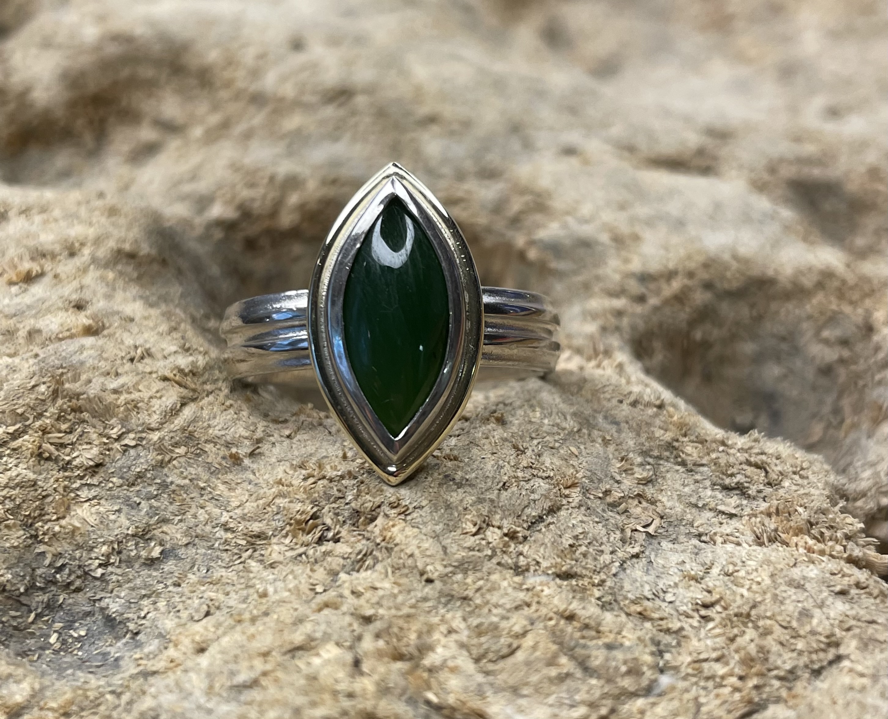 Ring Jade 