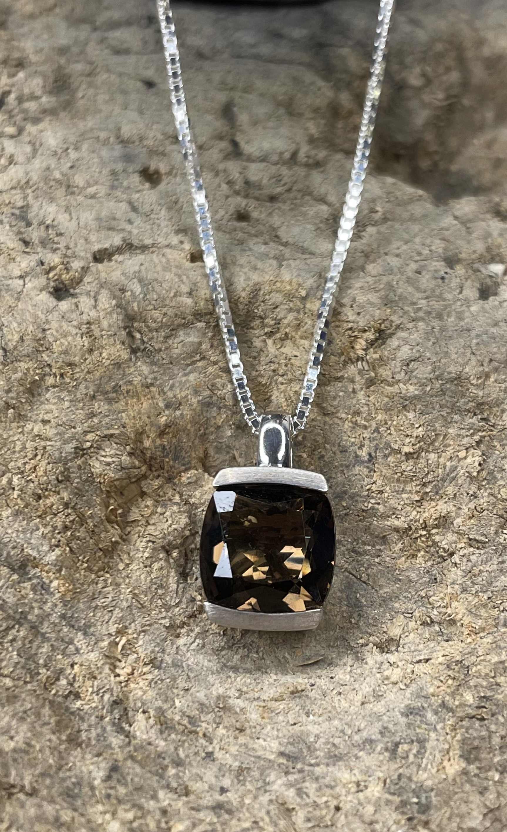 Kette & Anhänger Quarz 