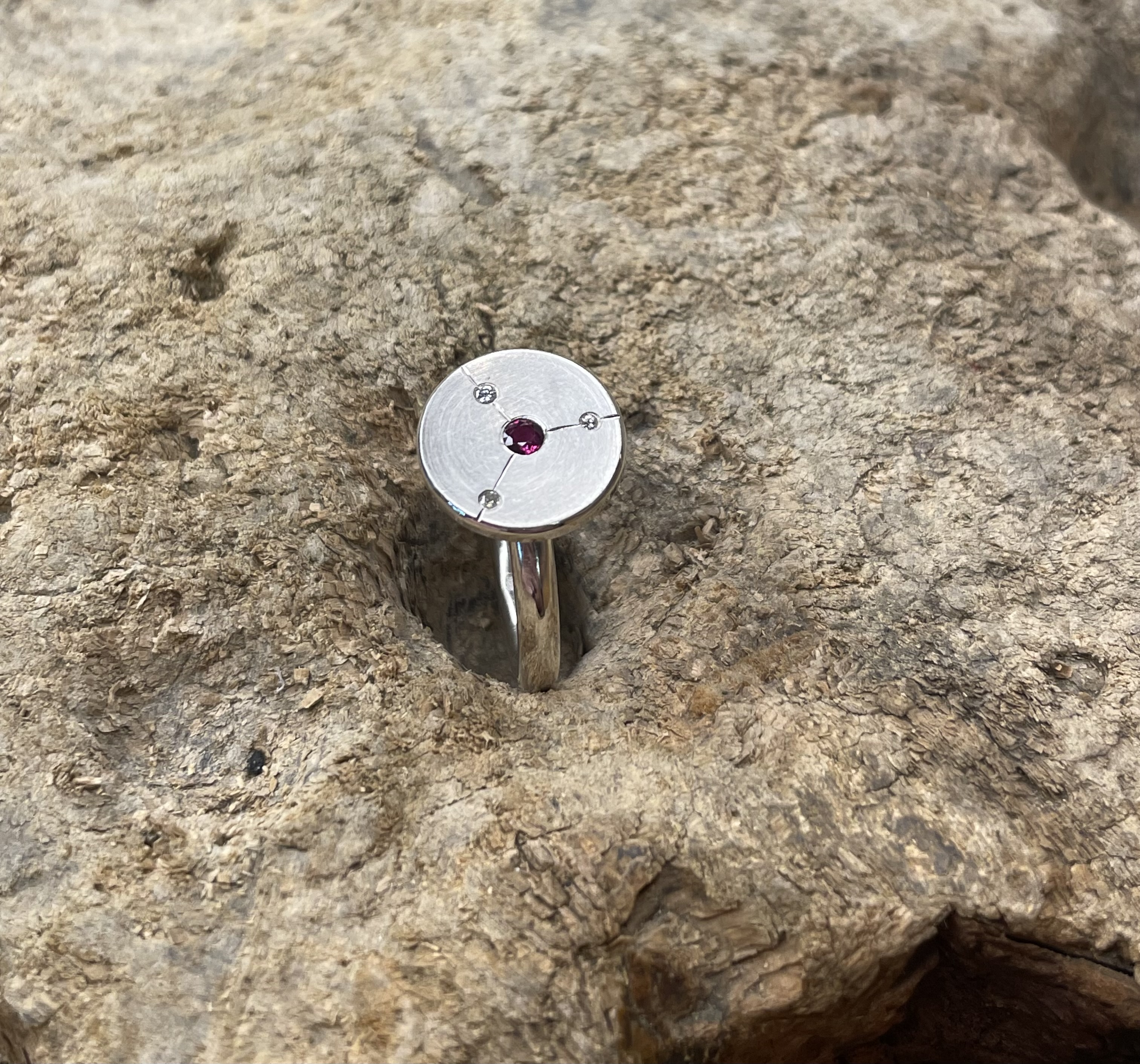 Ring Rubin Sterne 925/-