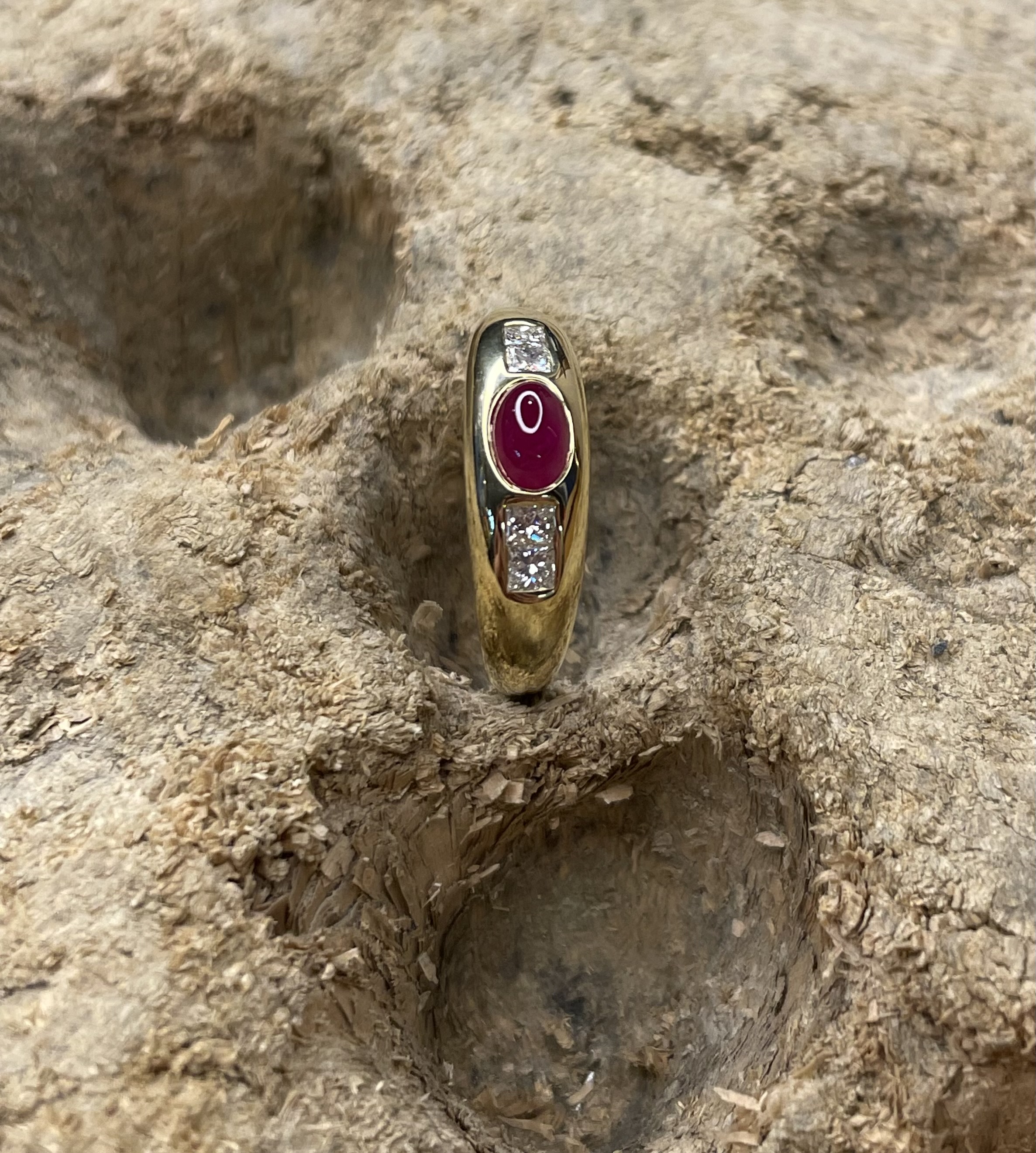 Ring Rubin 750/-